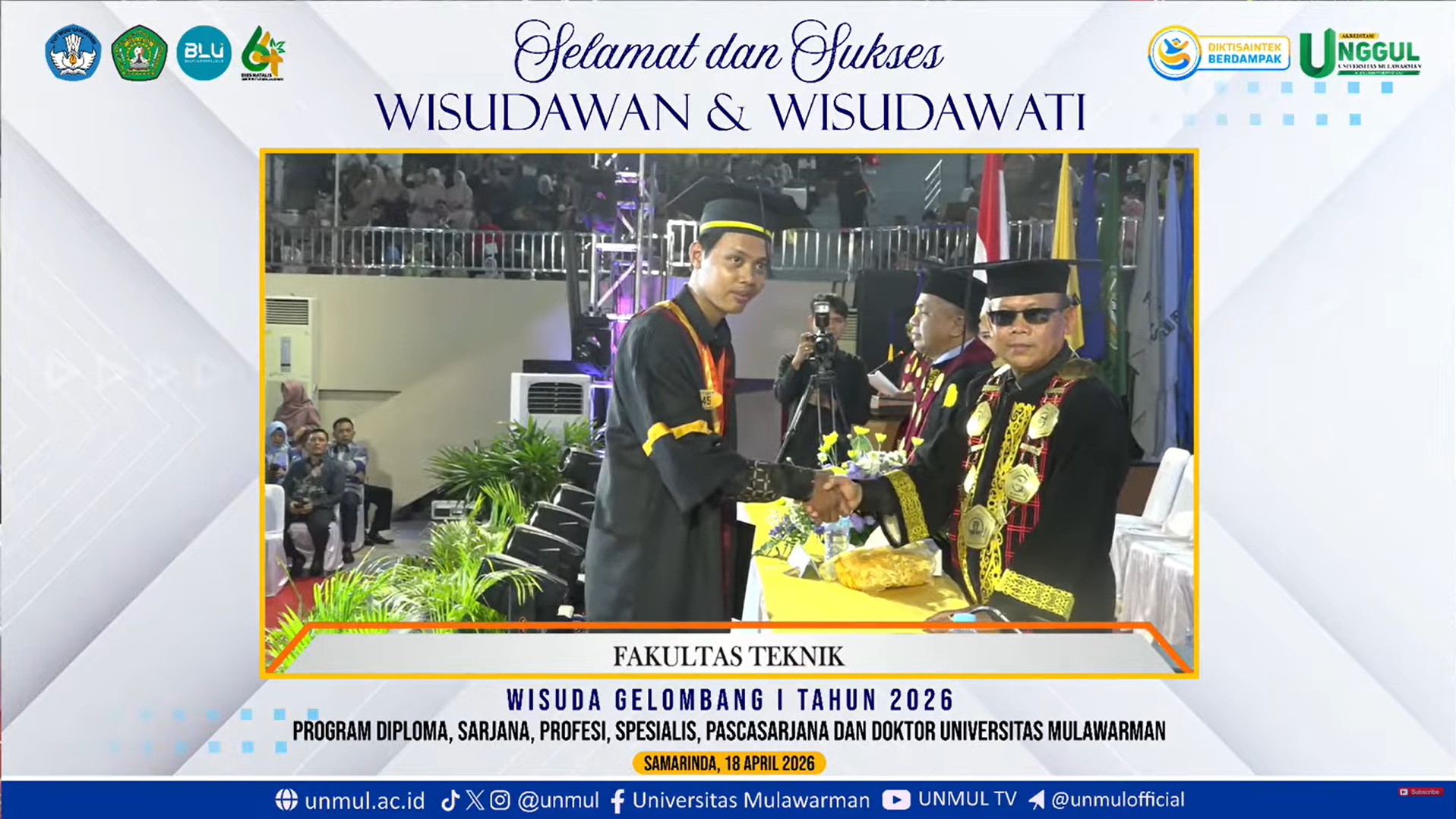 Cover image for A Graduate